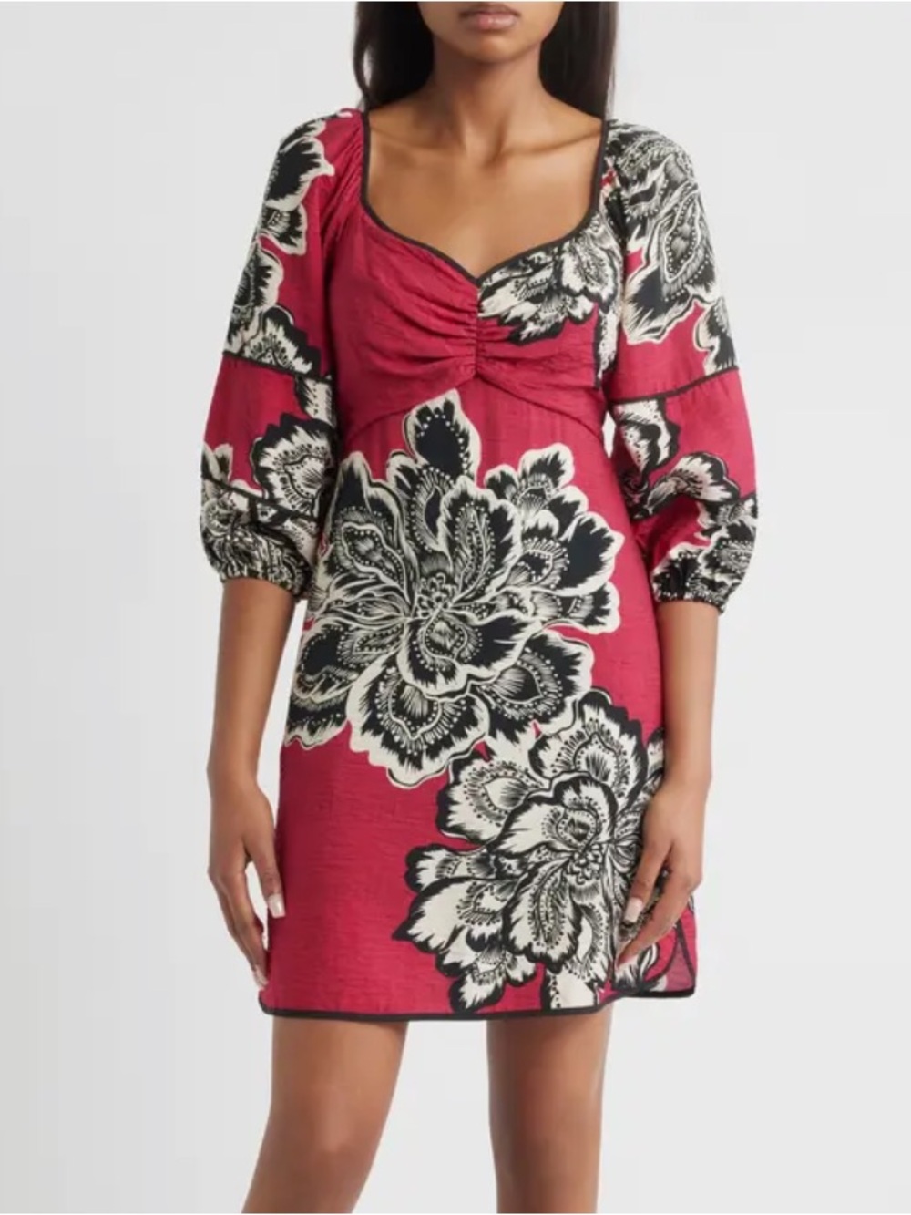 Placed Floral Empire Waist Dress
Vince Camuto